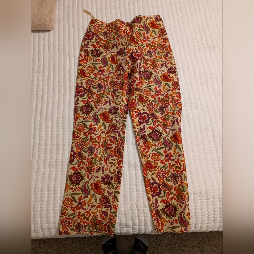 Ralph Lauren Sport Women's Paisley 100% Silk Ankle Pants Size 6